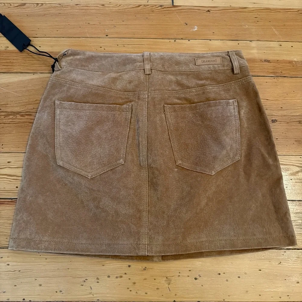 New BLANK NYC 26 Brown Pecan Suede Leather Mini Skirt Women’s - Picture 4 of 4